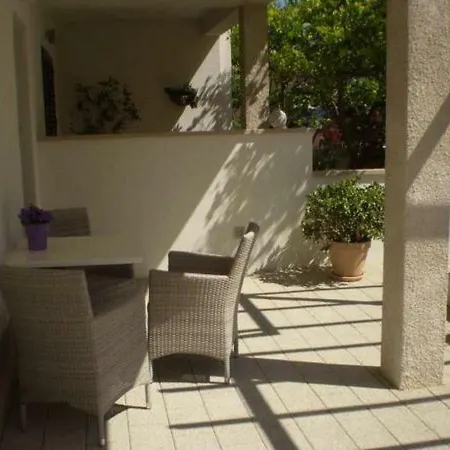 Jurasovic Apartman *